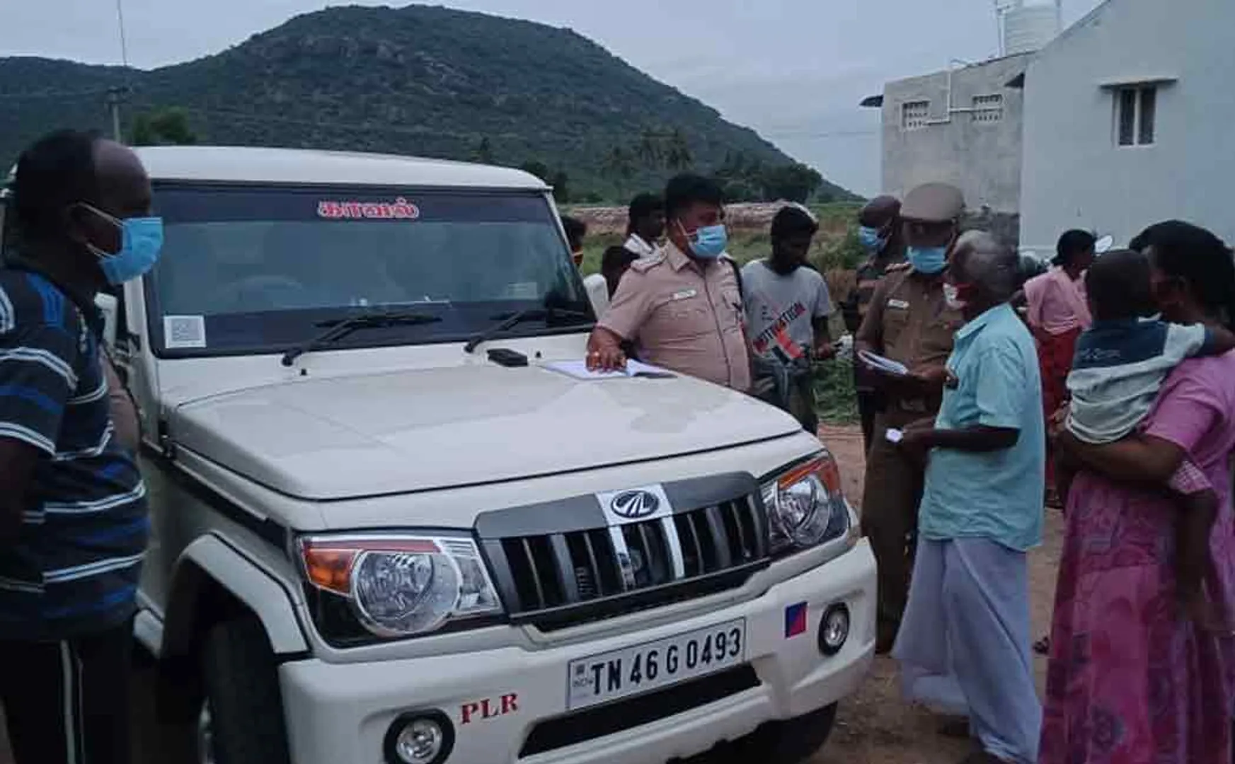 The lost farmer's jewelry ..! DSP who conducted the investigation in person ..!