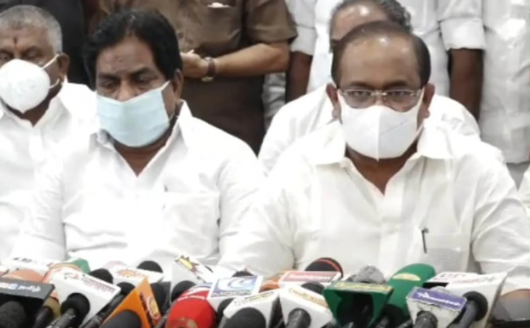 minister pressmeet at madurai district 