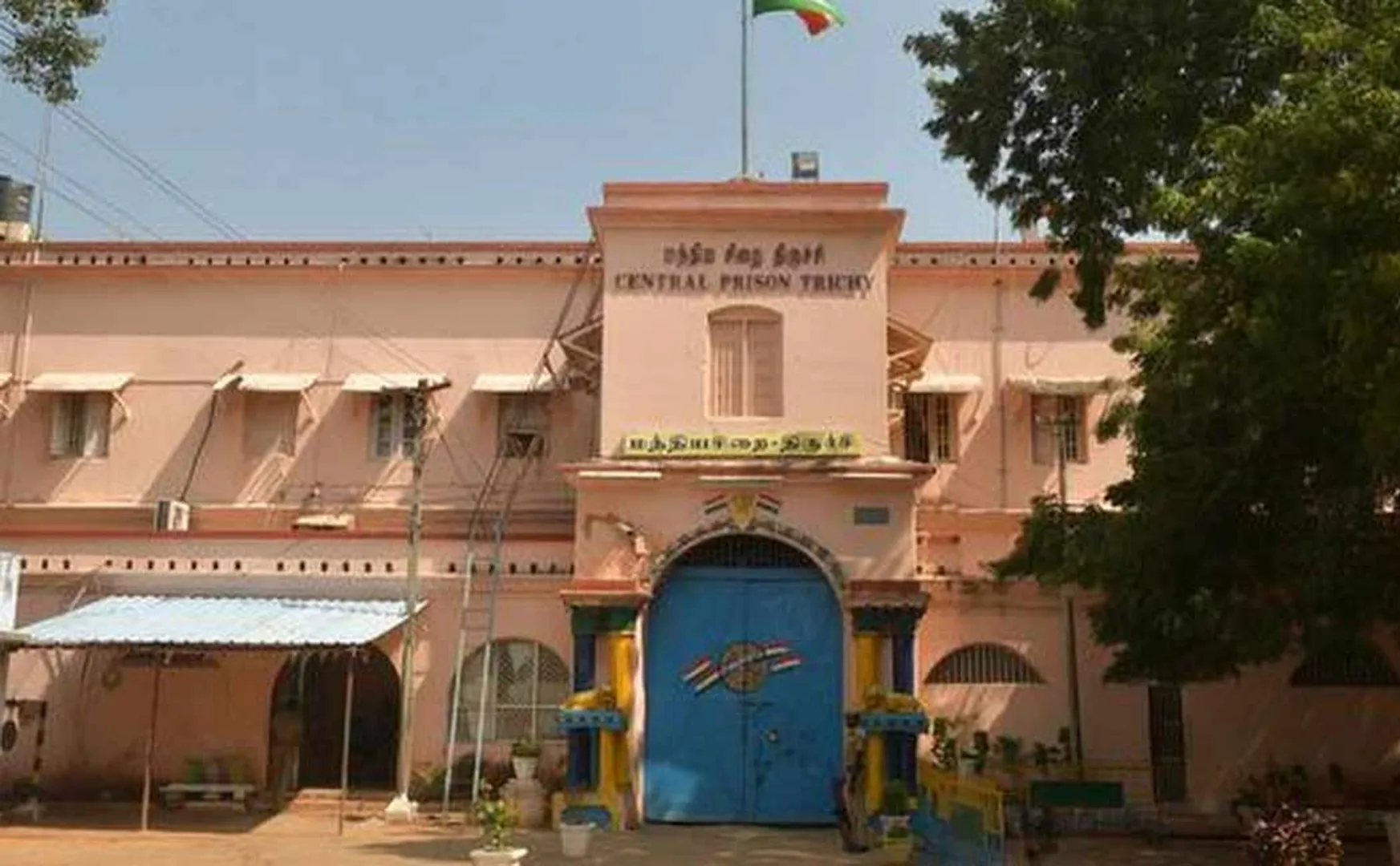 10 Sri Lankan Tamilar released from special camp