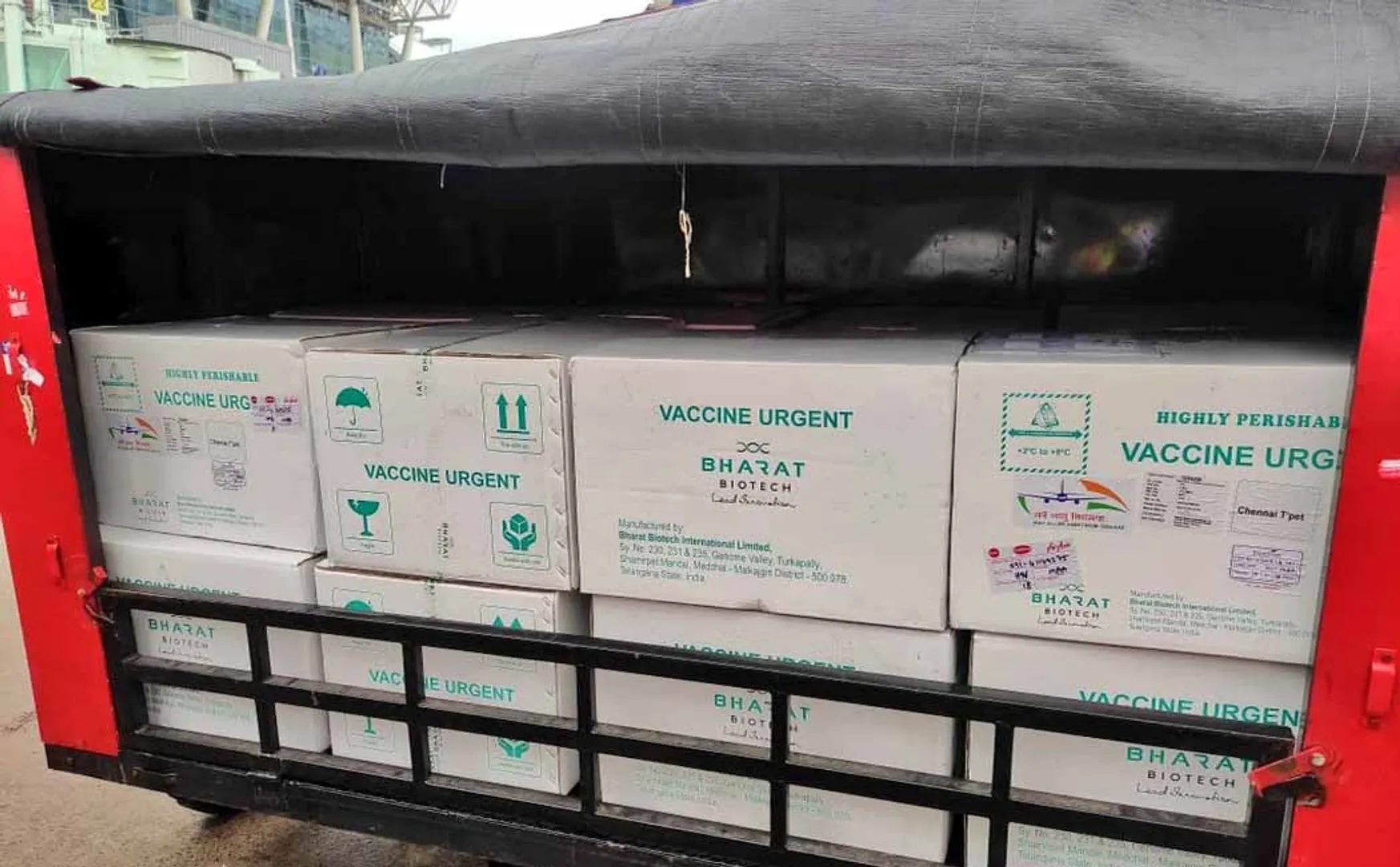 covishield and  covaxine vaccine arrived chennai 