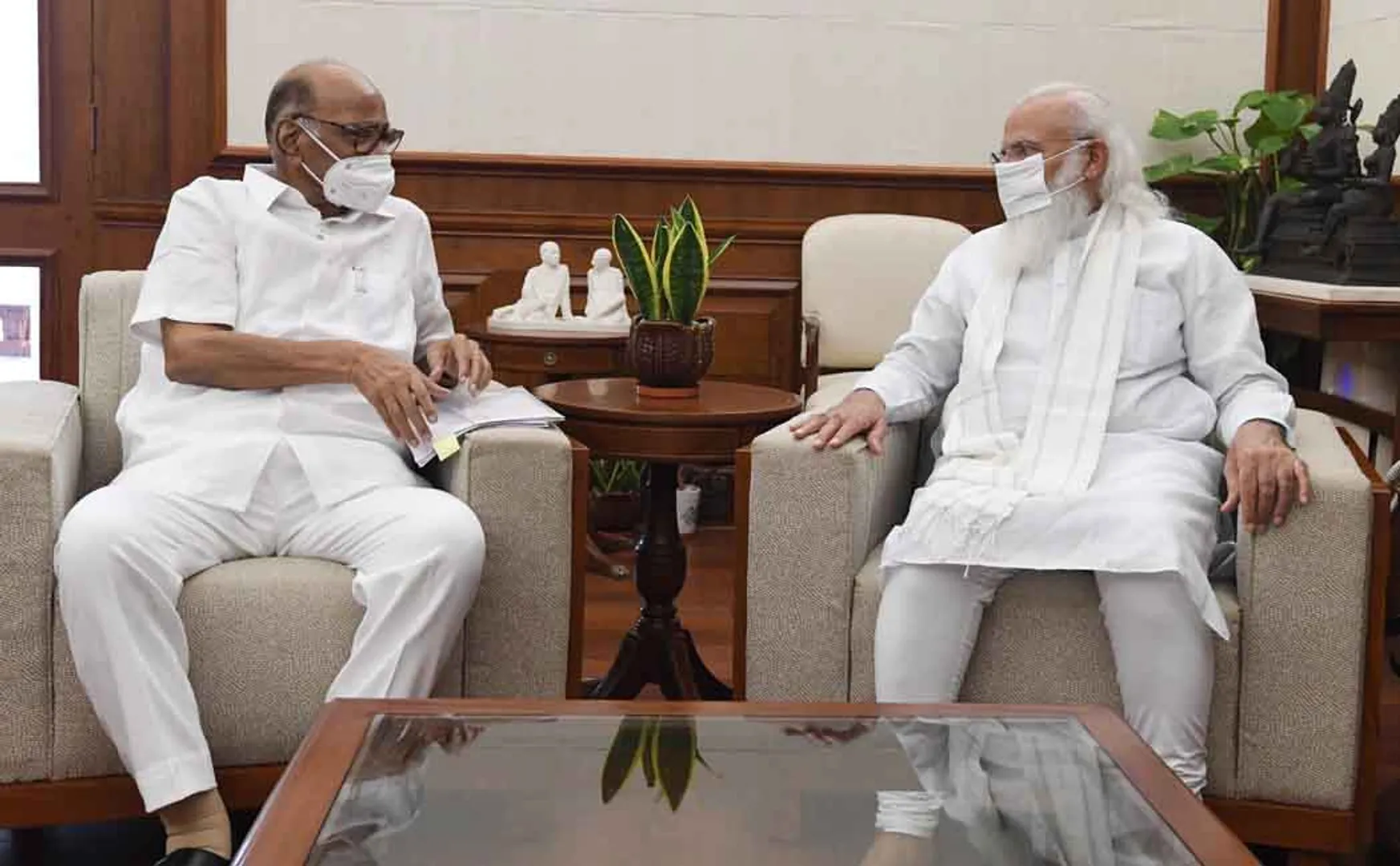 sarath pawar meet with pm narendra modi at his residence 