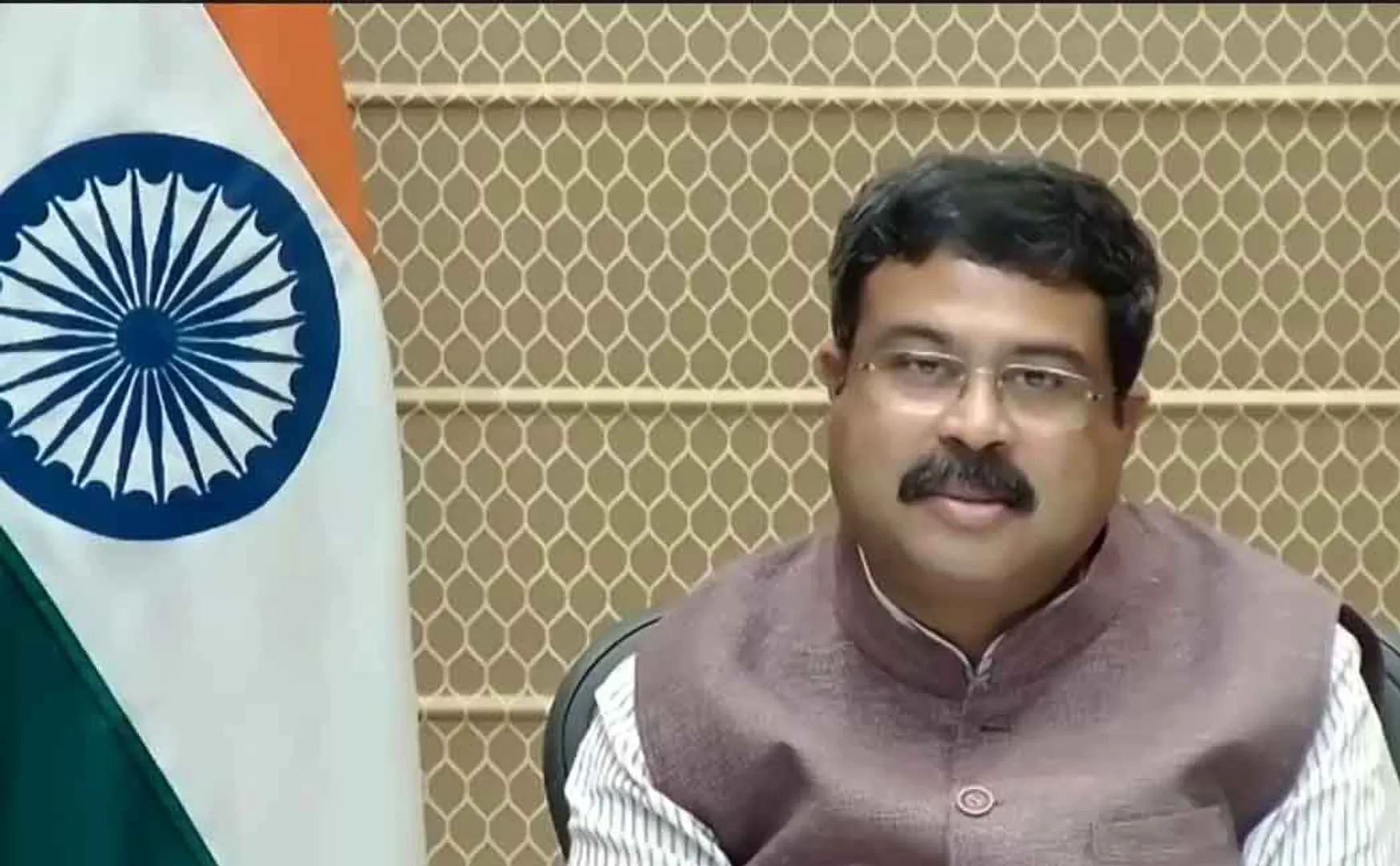 union education minister says lok sabha for the chennai iit 