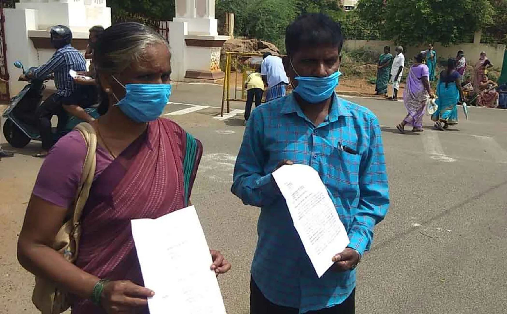 Former Minister Valarmati retaliated and lost his job, petition to the Collector