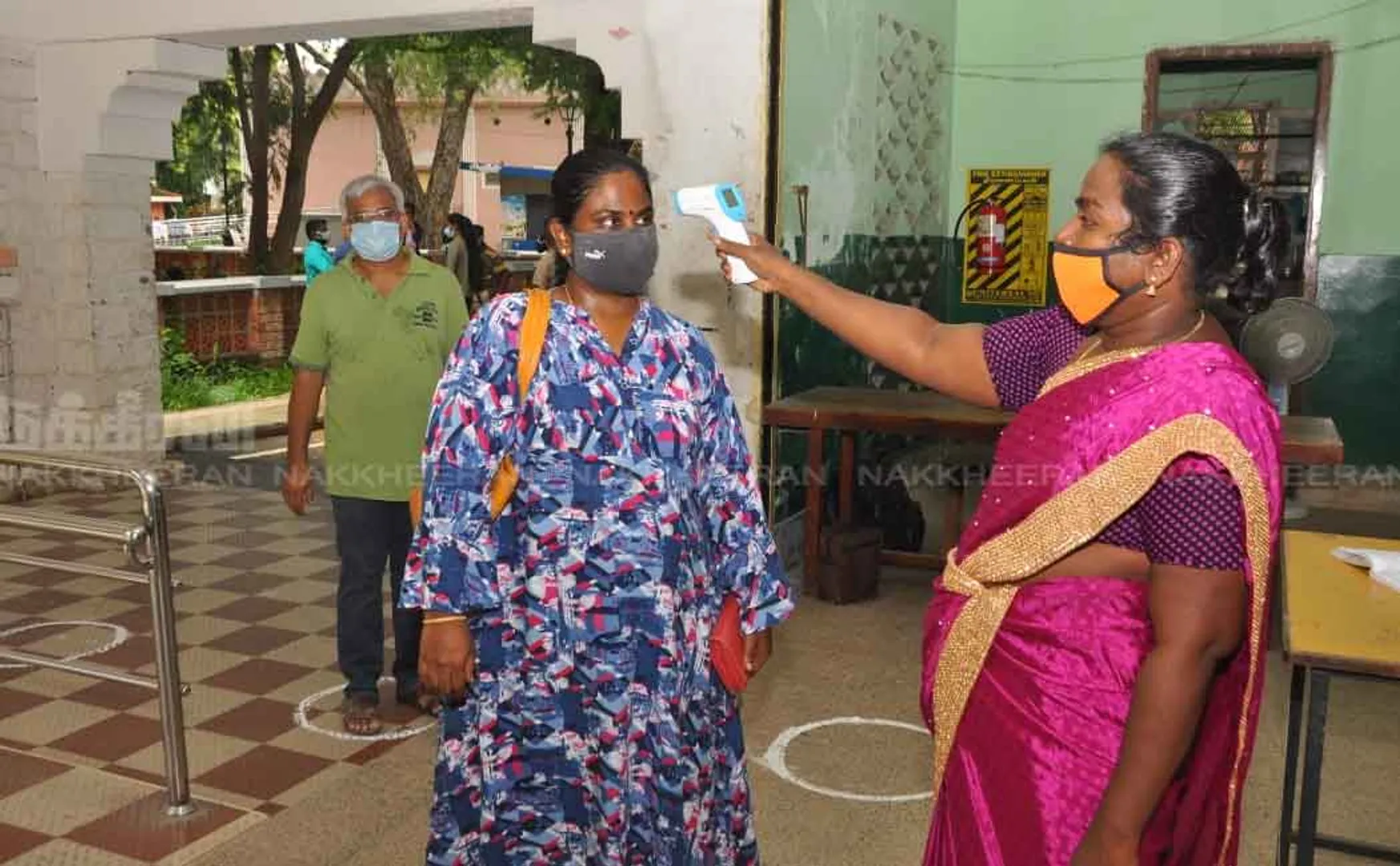 Open libraries; Readers allowed after body temperature test