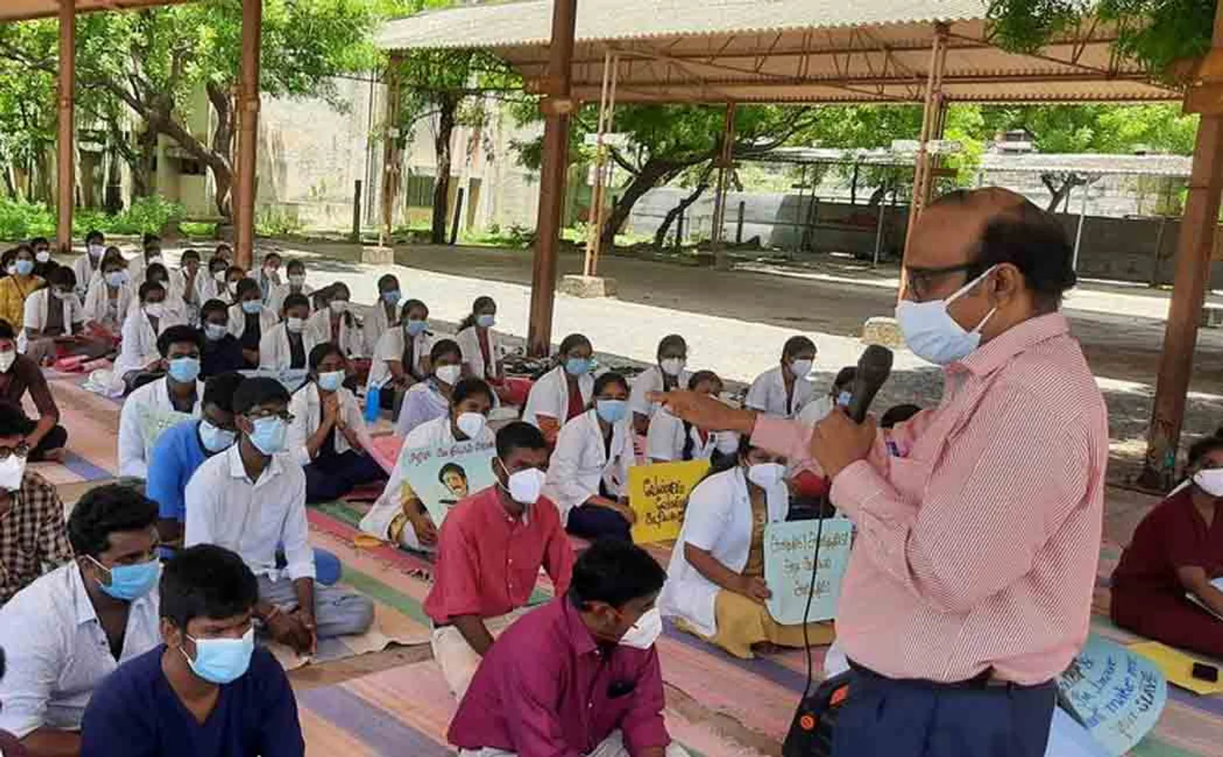 Physicians Association for Social Equality Supports the Struggle of Government Medical College Training Physicians!