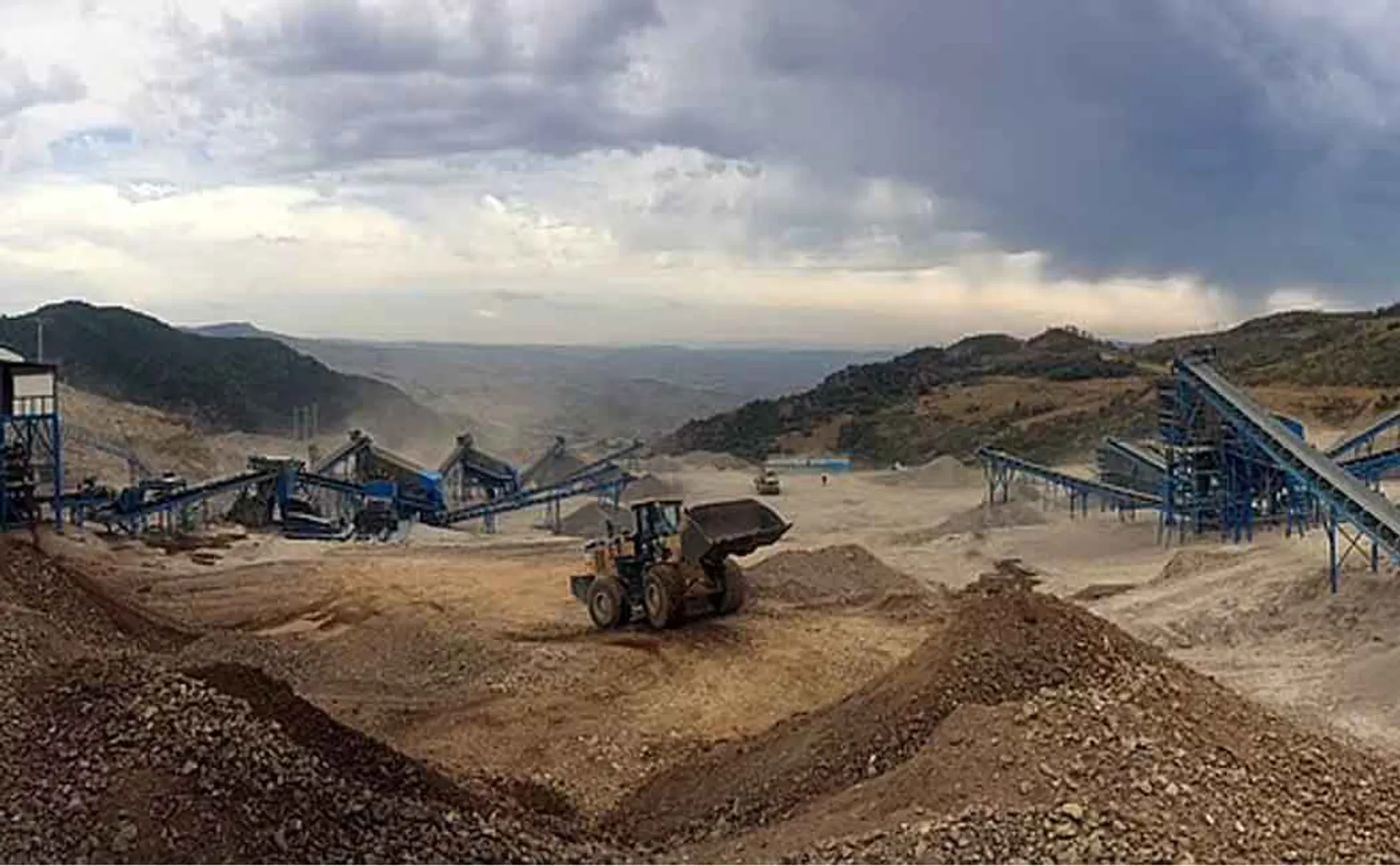 "Government must ensure that quarries operate within certain limits without political interference" - Court orders