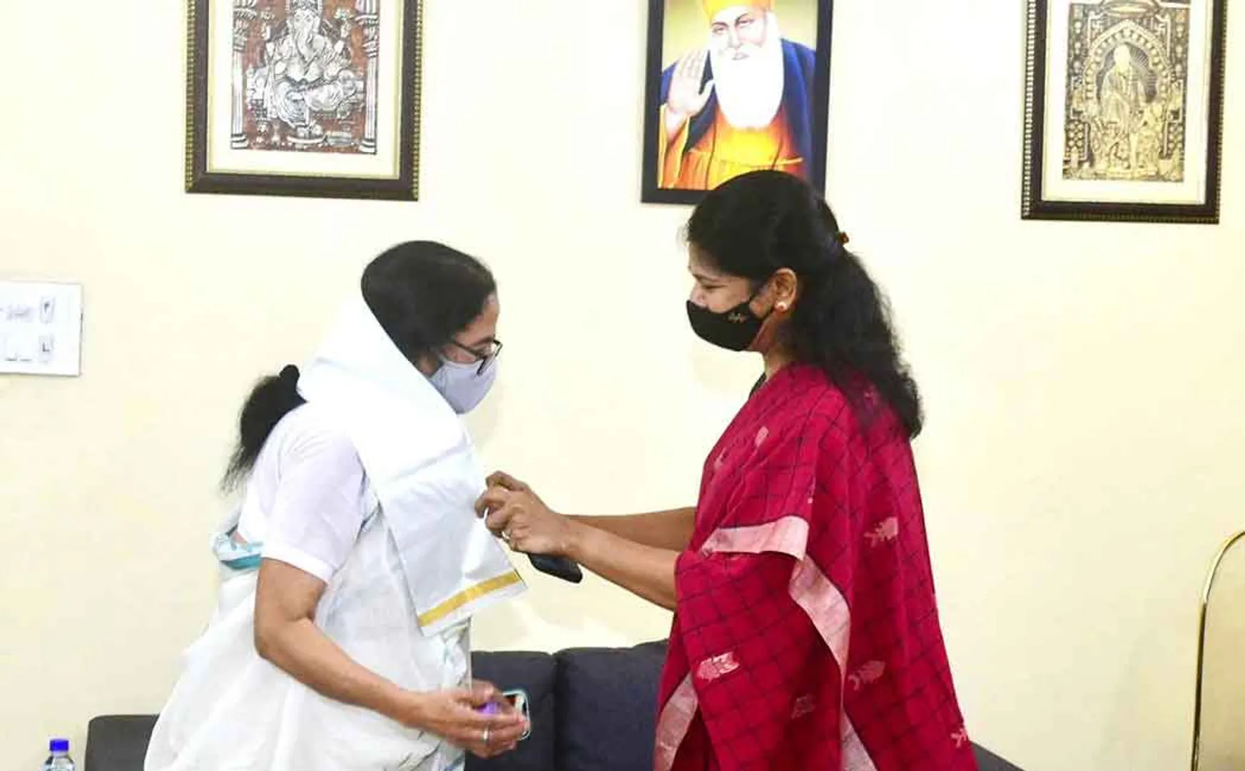 mamata - kanimozhi 