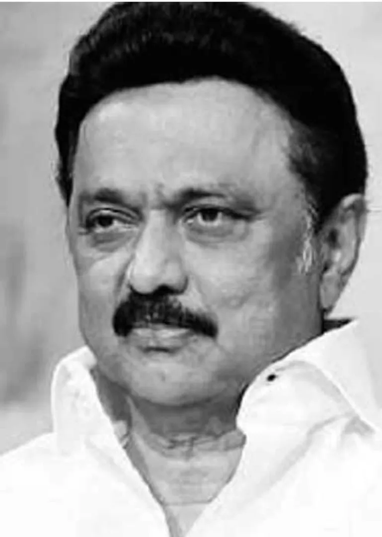 /idhalgal/general-knowledge/economic-advisory-committee-chief-minister