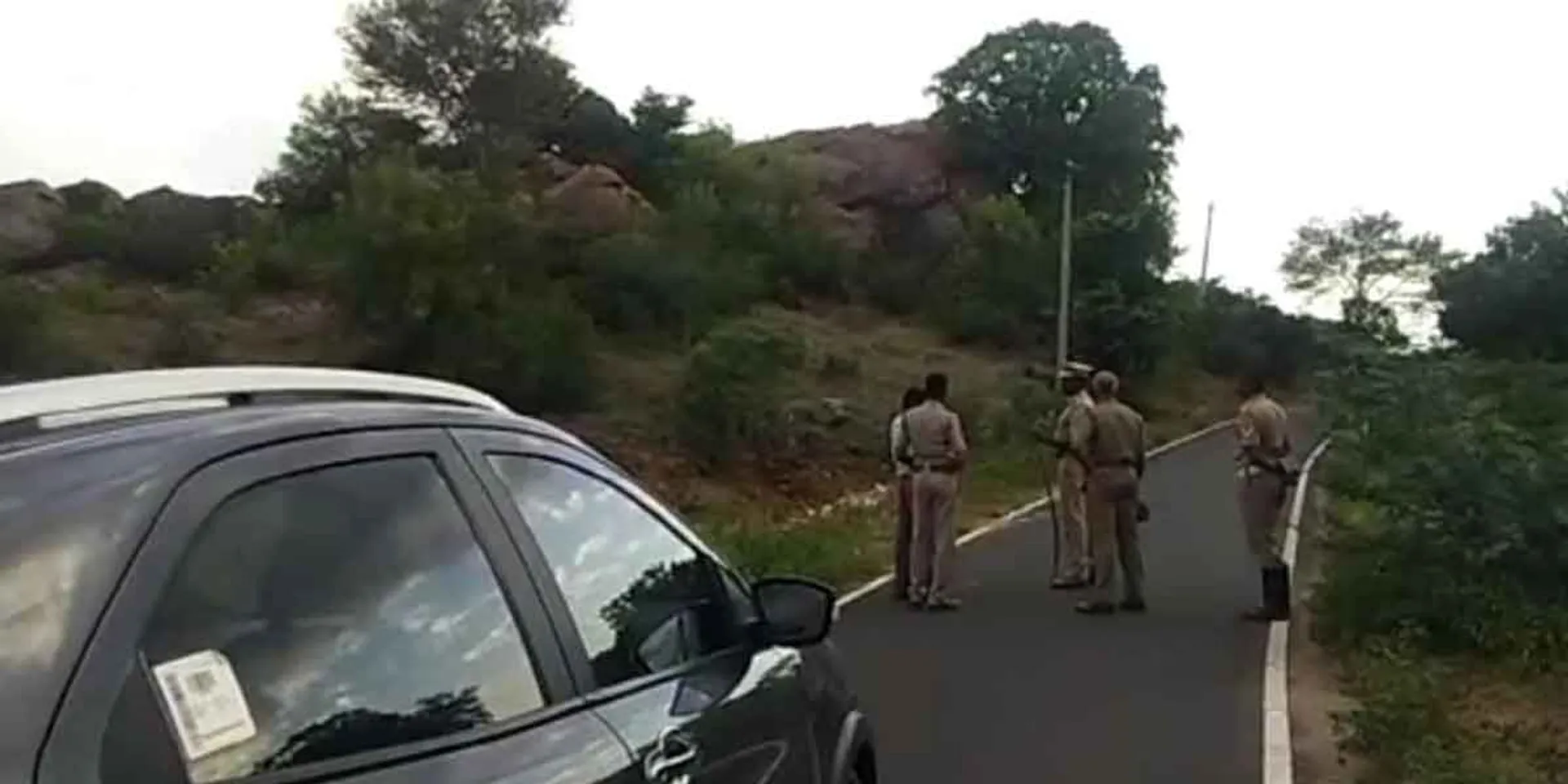 The leopard that attacked the farmer ... Forest officials inspect it in person!