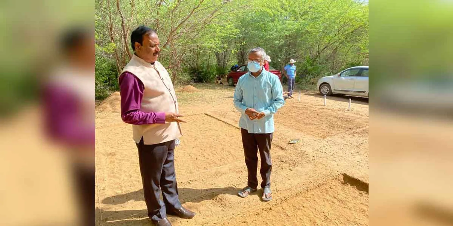Open University Vice Chancellor visits Porpanaikottai excavation