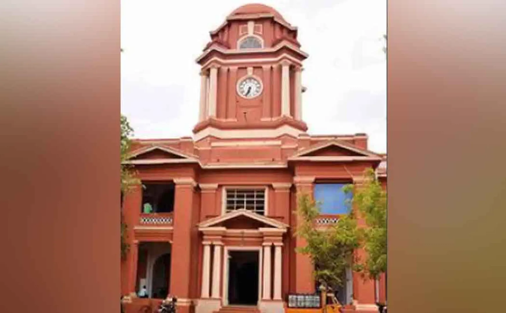 Mother and son arrested for not appearing in court for many years ..!