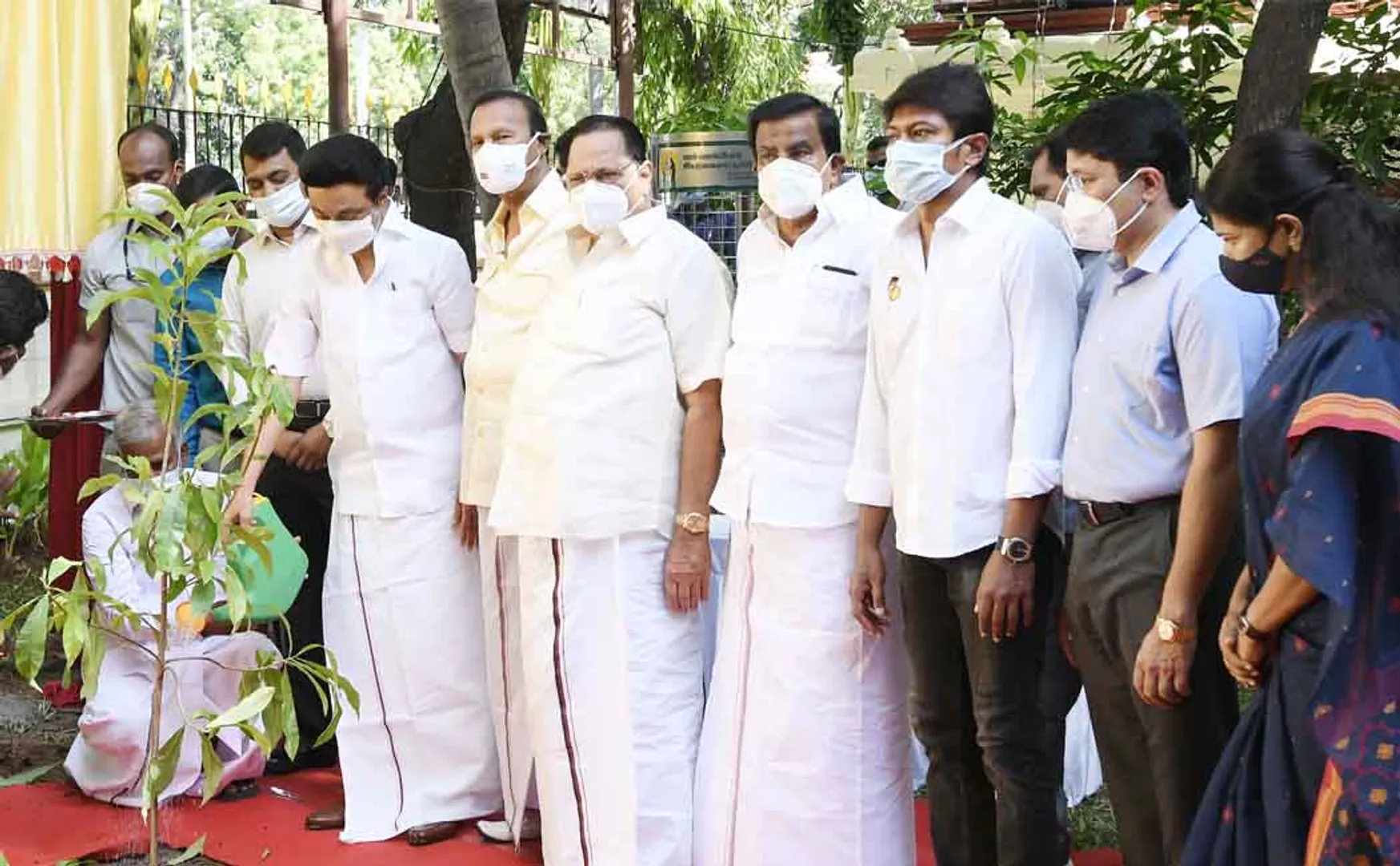 CM launches planting of 1 lakh saplings (Pictures)