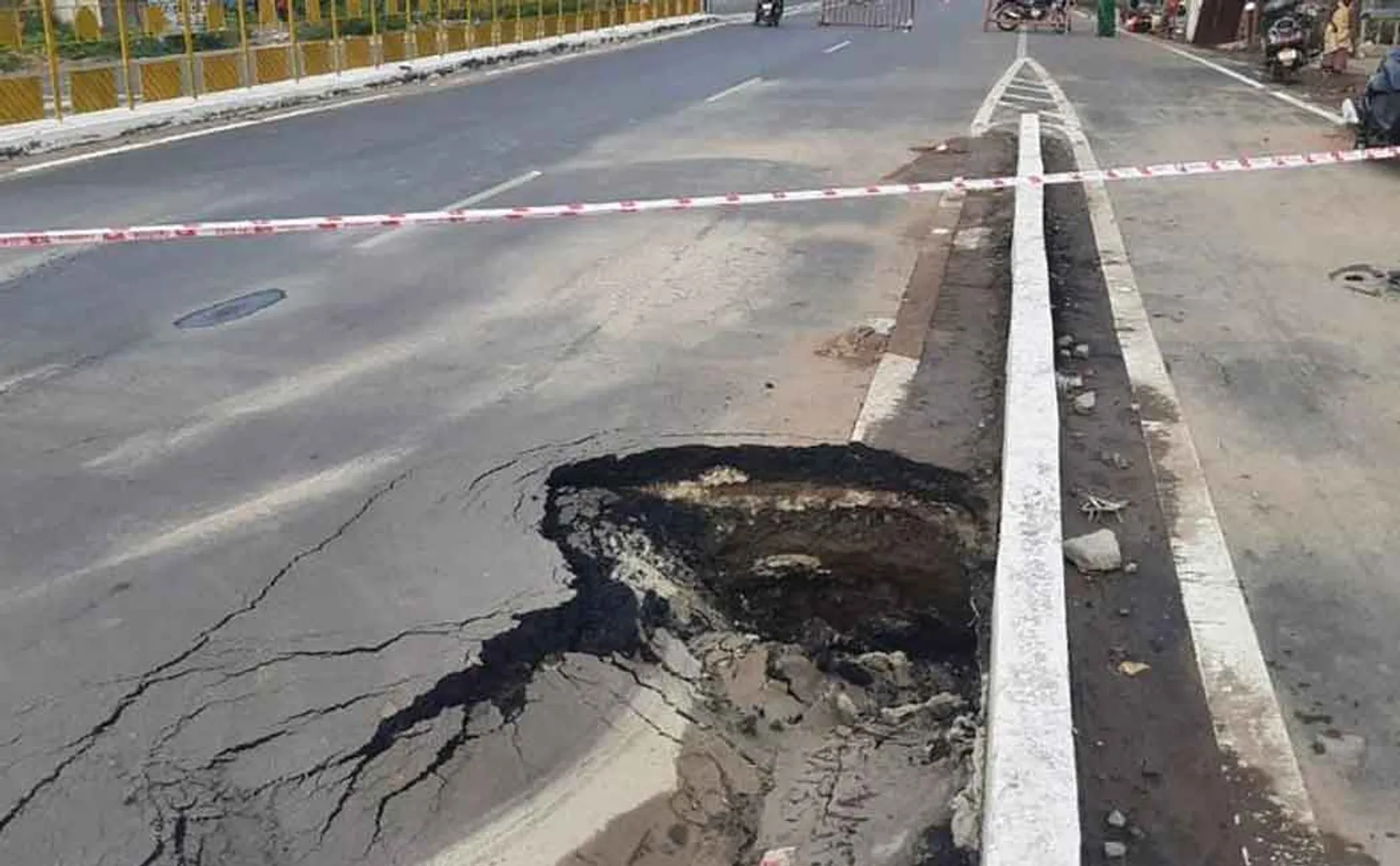 Sudden intrusion on the highway near Chidambaram ...