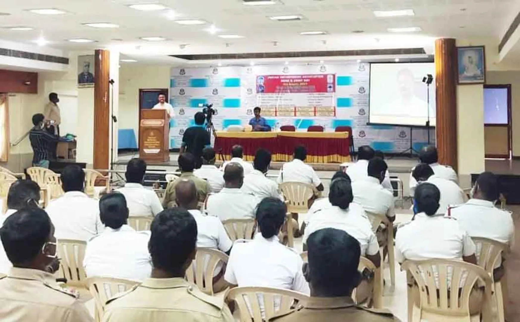 Medical associations that trained city traffic police