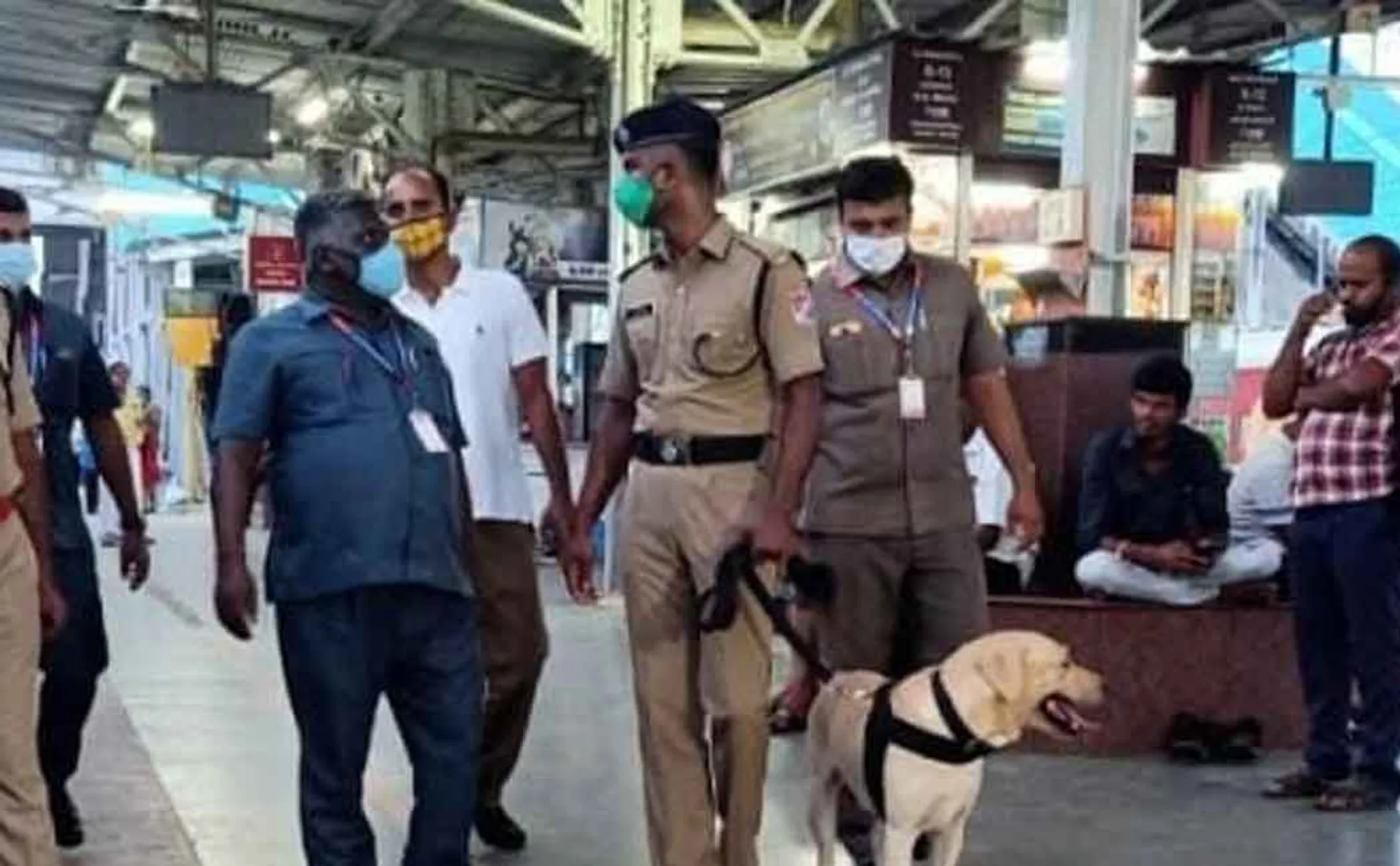Intensive check at Trichy railway station with  Rocky!