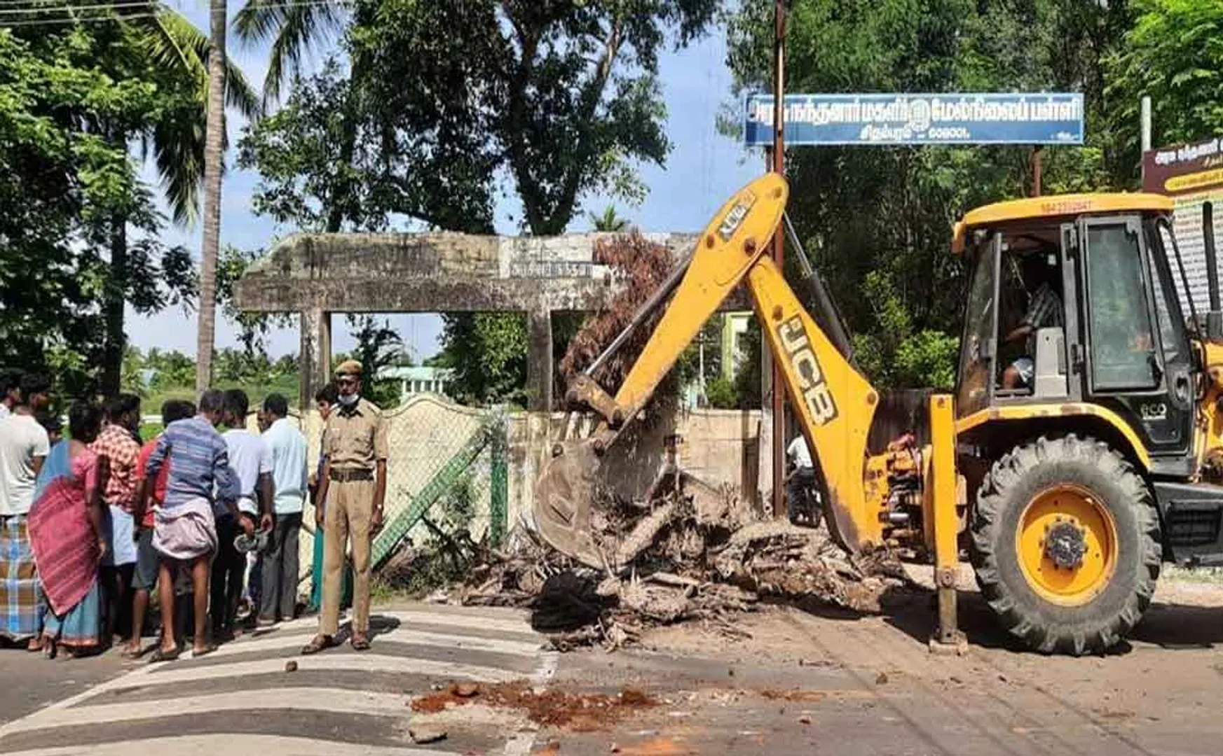  Collector who ordered the demolition of the temple