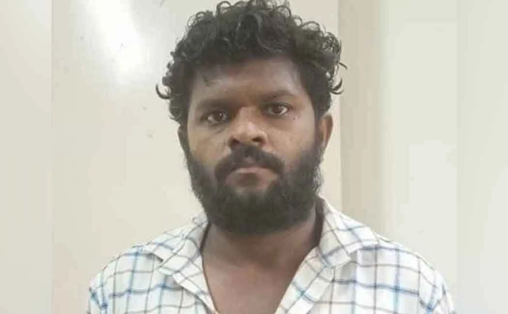 The employee who robbed Bank ATM  money