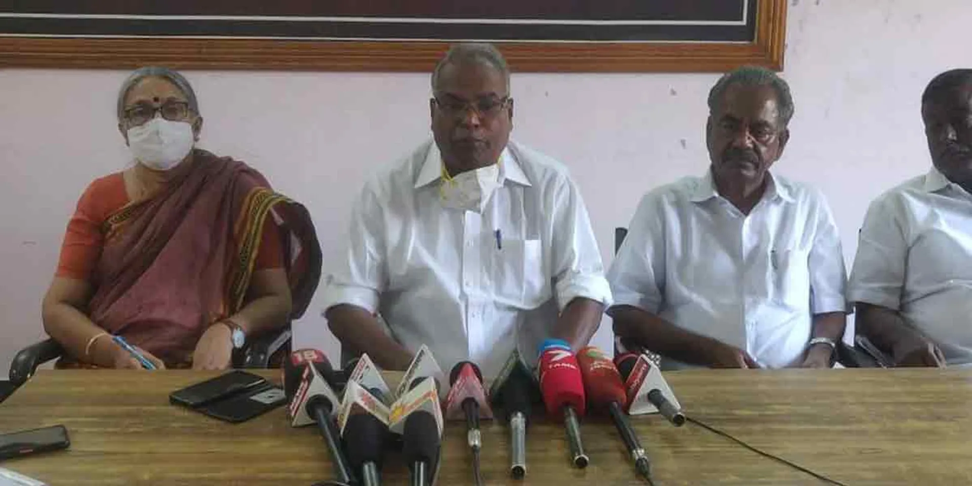  '' Modi government is selling the country at a bargain price '' - Interview with Marxist Secretary K. Balakrishnan!