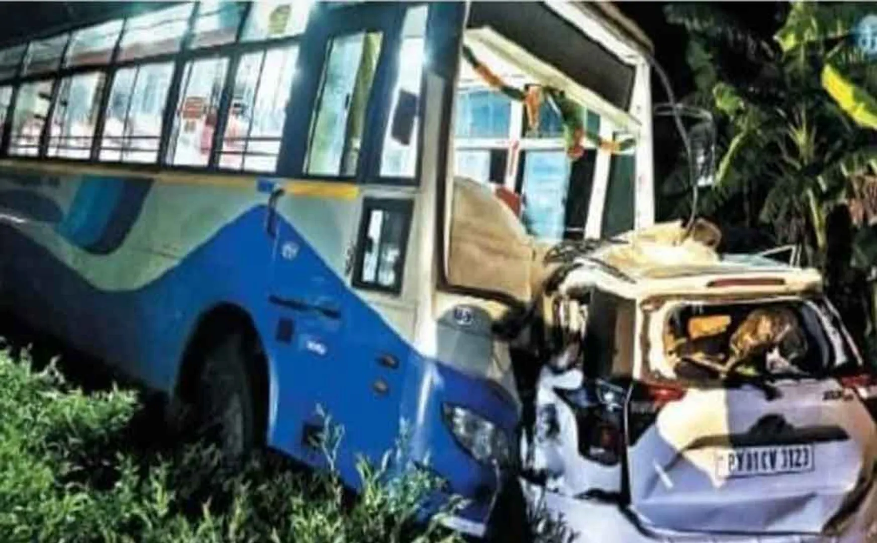 Car and government bus collided head-on