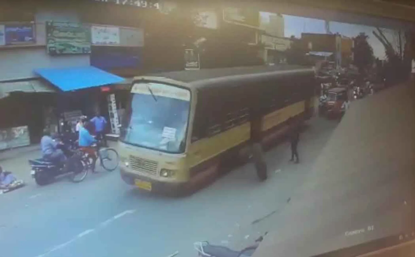 The tire of the government bus was blown out by itself