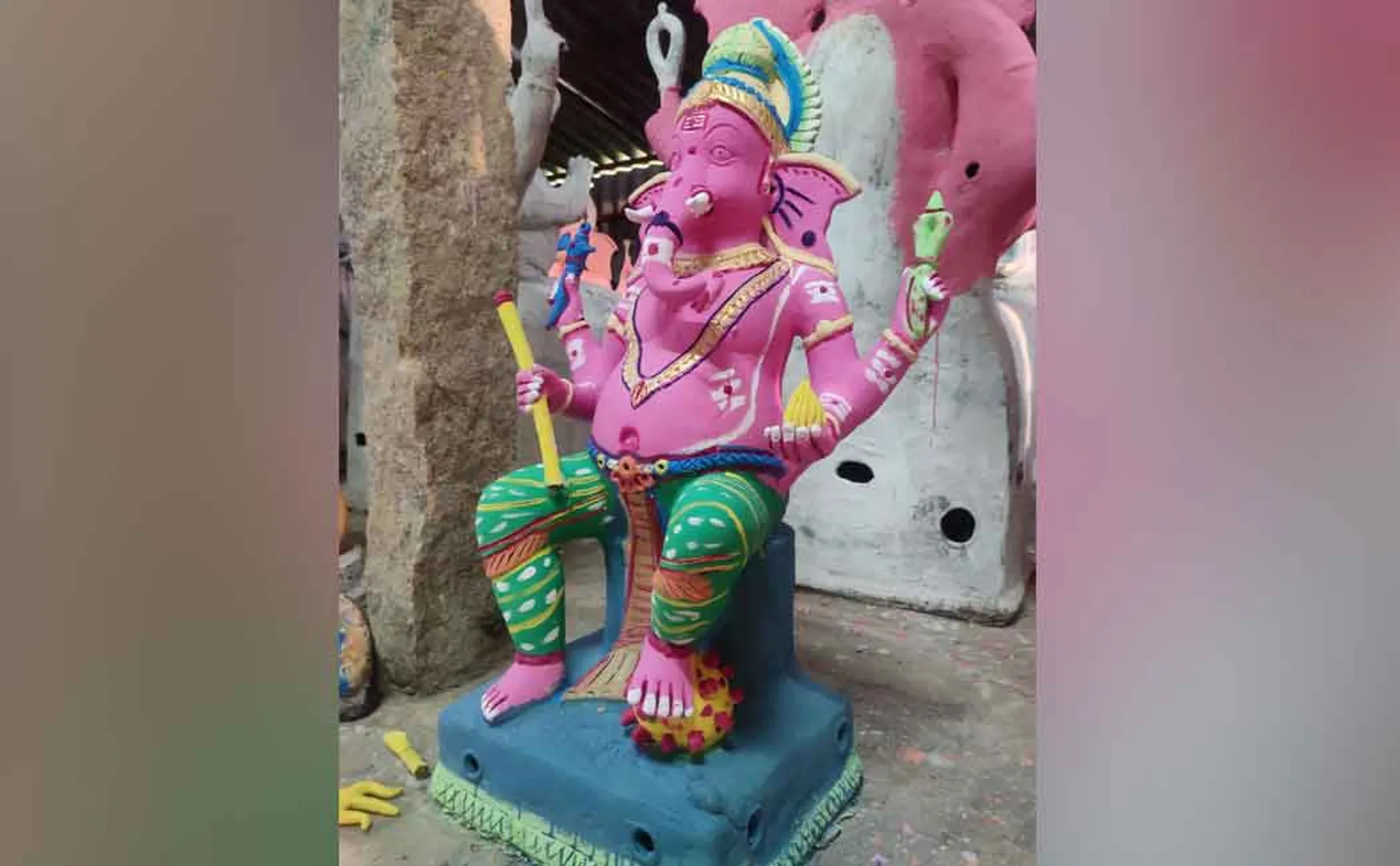 Ganesha statues ready .. Manufacturers worried ..