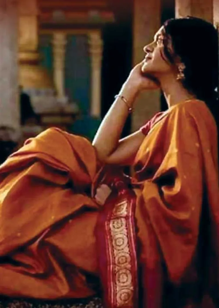 /idhalgal/eniya-utayam/players-many-genres-madhavikutty-tamil-sura