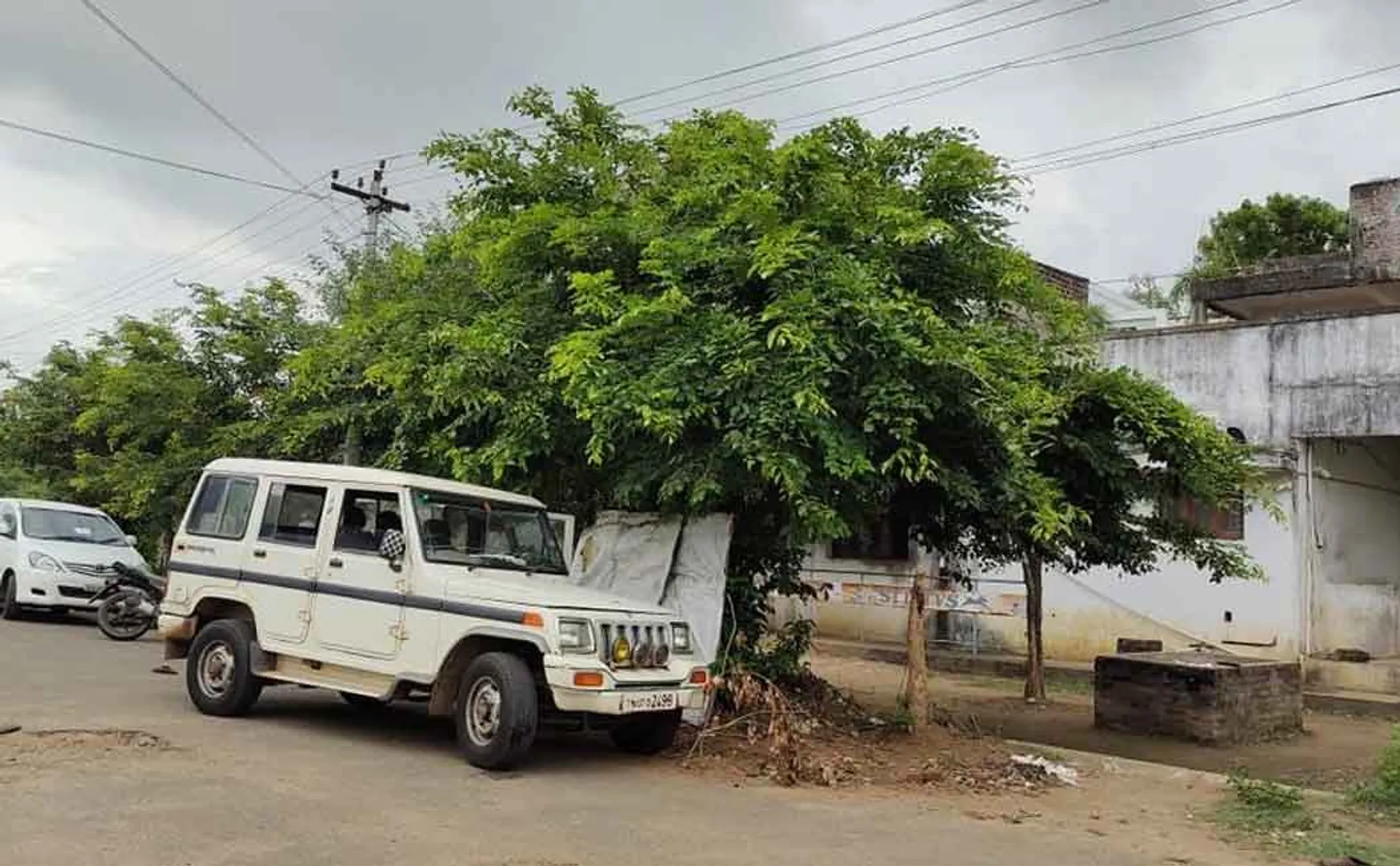 Motor vehicle test inspector arrested for taking bribe
