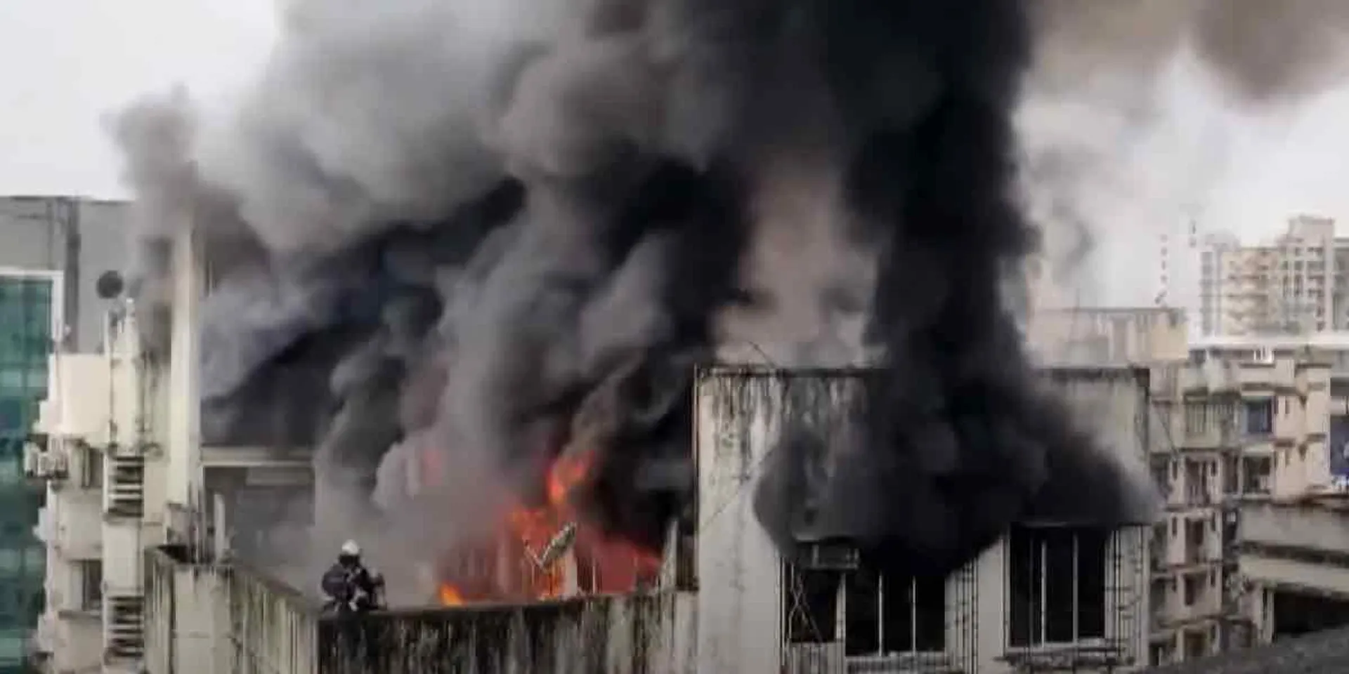 Sudden fire on 7th floor