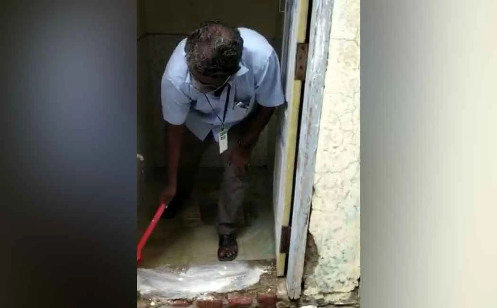 The head Master who cleaned the school toilet in Nagapattinam 