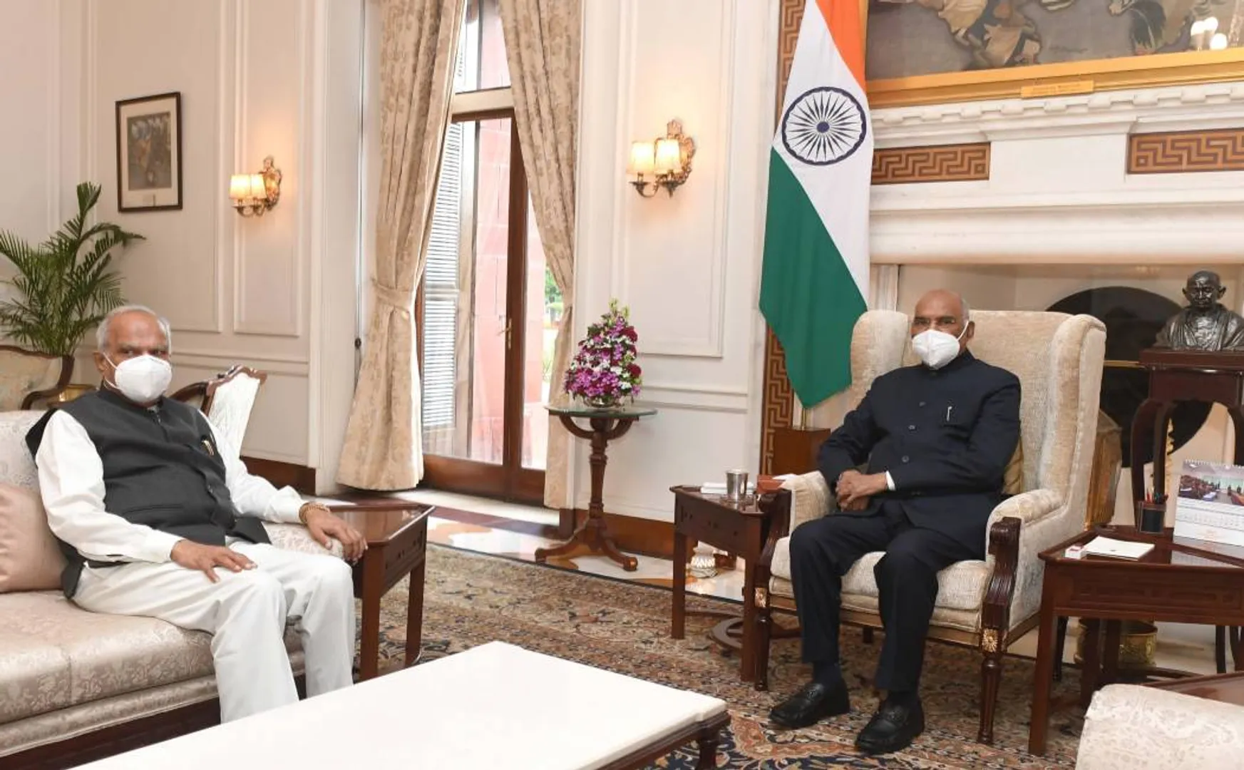 GOVERNOR BANWARILAL PUROHIT MEET PRESIDENT AT DELHI 
