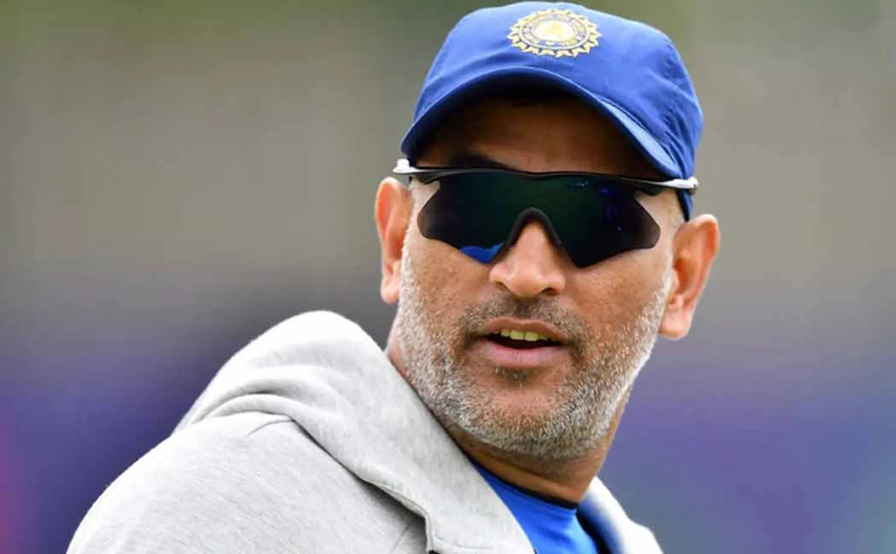 DHONI 