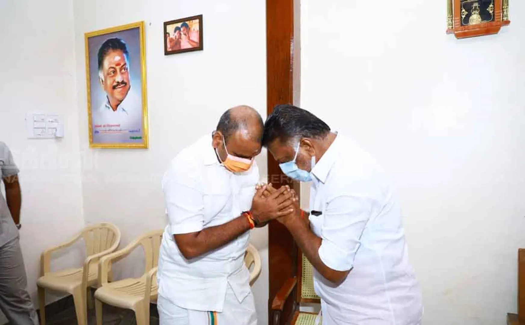 L. Murugan who met OPS and expressed his condolences