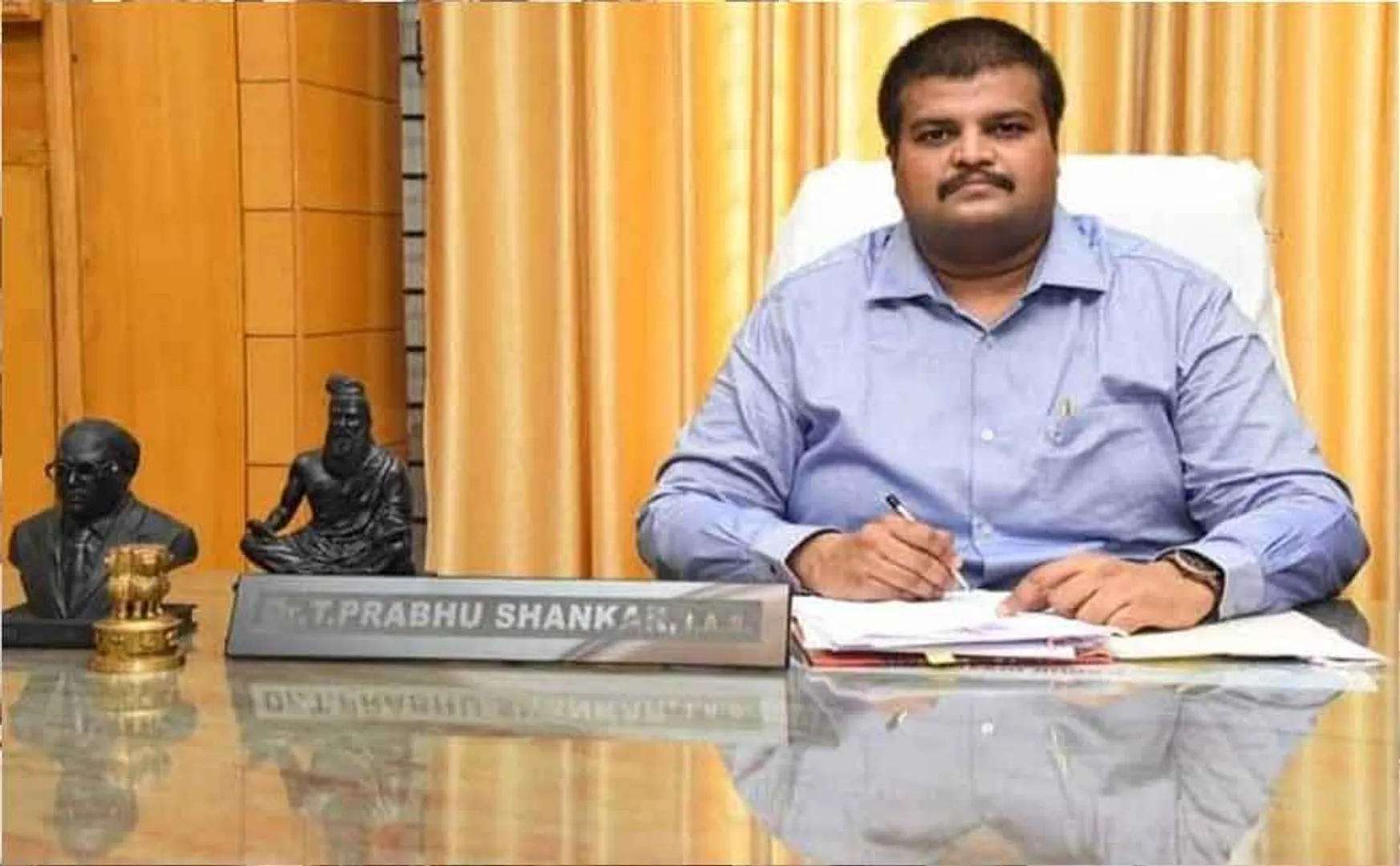 Collector who provided auto service to attend the grievance meeting