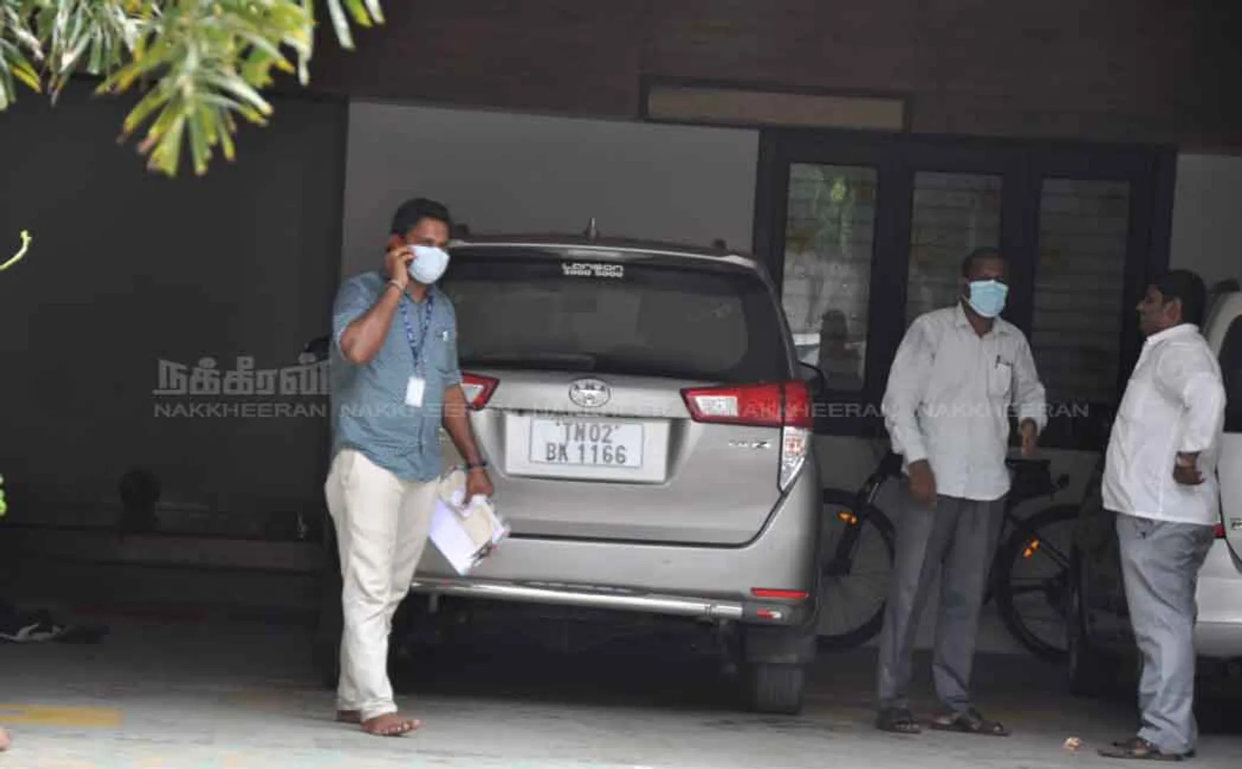 Anti Corruption  KC Veeramani's Chennai home 