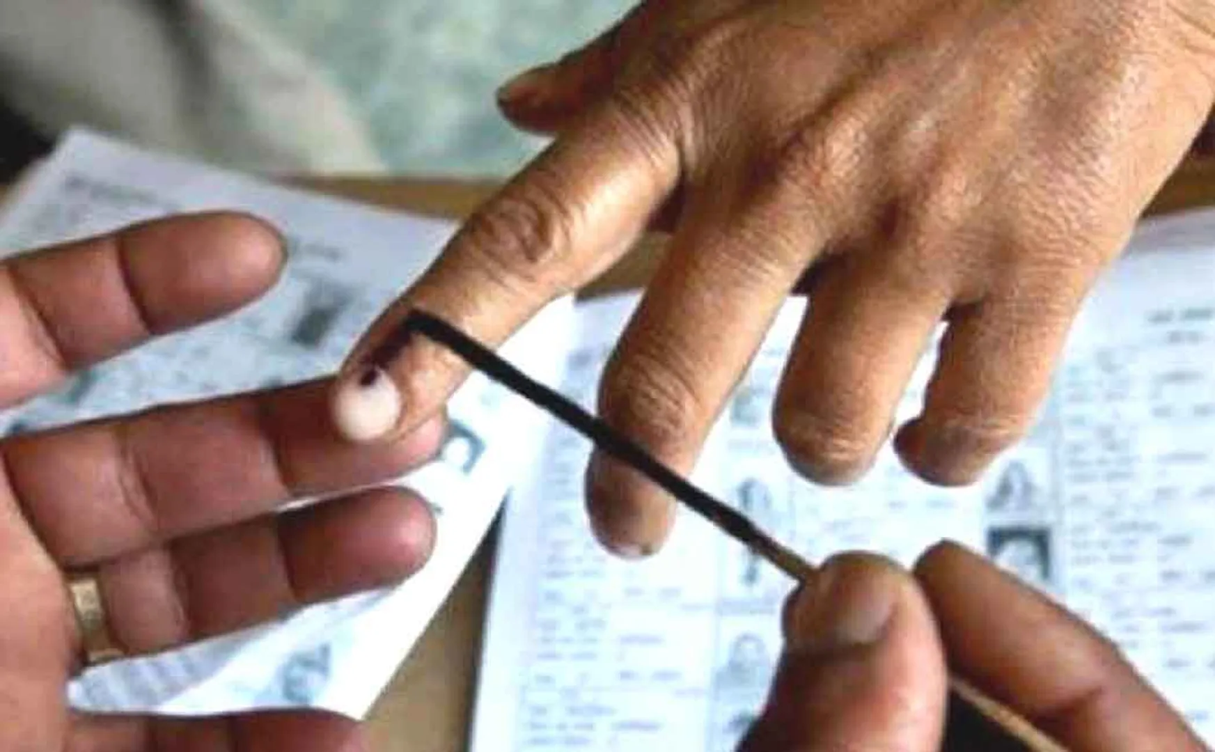 Is there an auction for the post of chairman in the local elections?