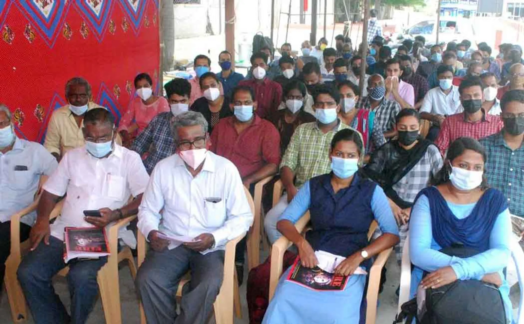Train drivers struggle against BJP government