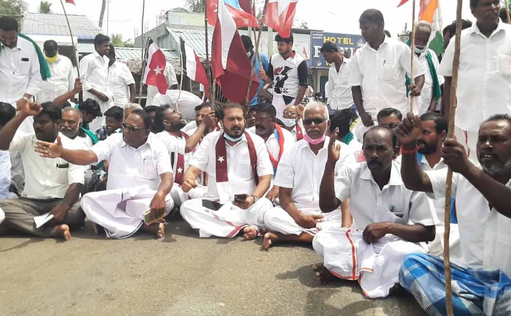 MJK Leader Tamimun Ansari and Members support of farmers ..!