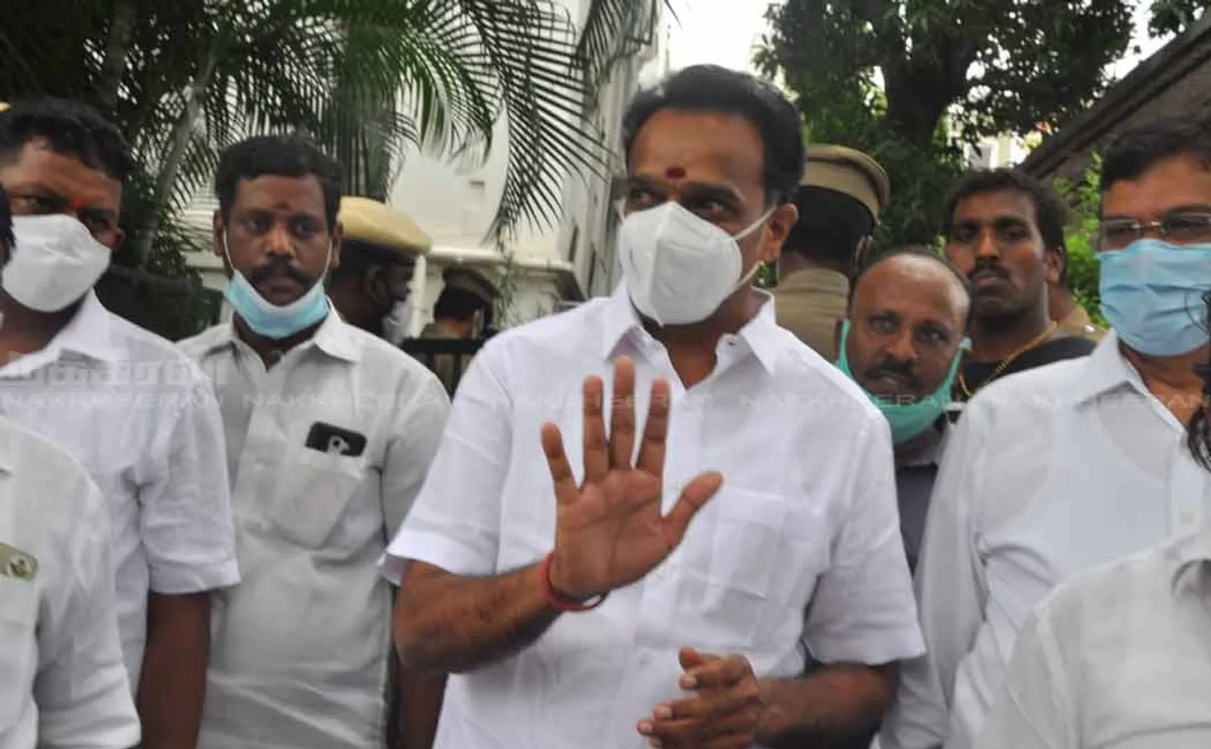 Anti-corruption summons to MR Vijayabaskar