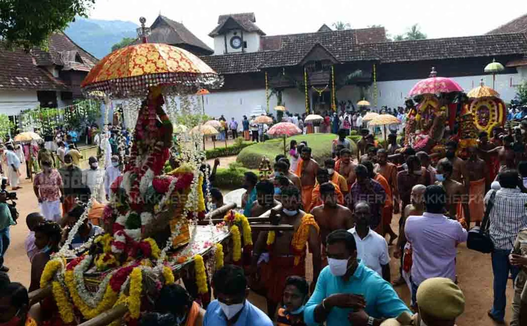 Navratri Festival: Statues taken from Padmanabhapuram Palace! (Pictures)