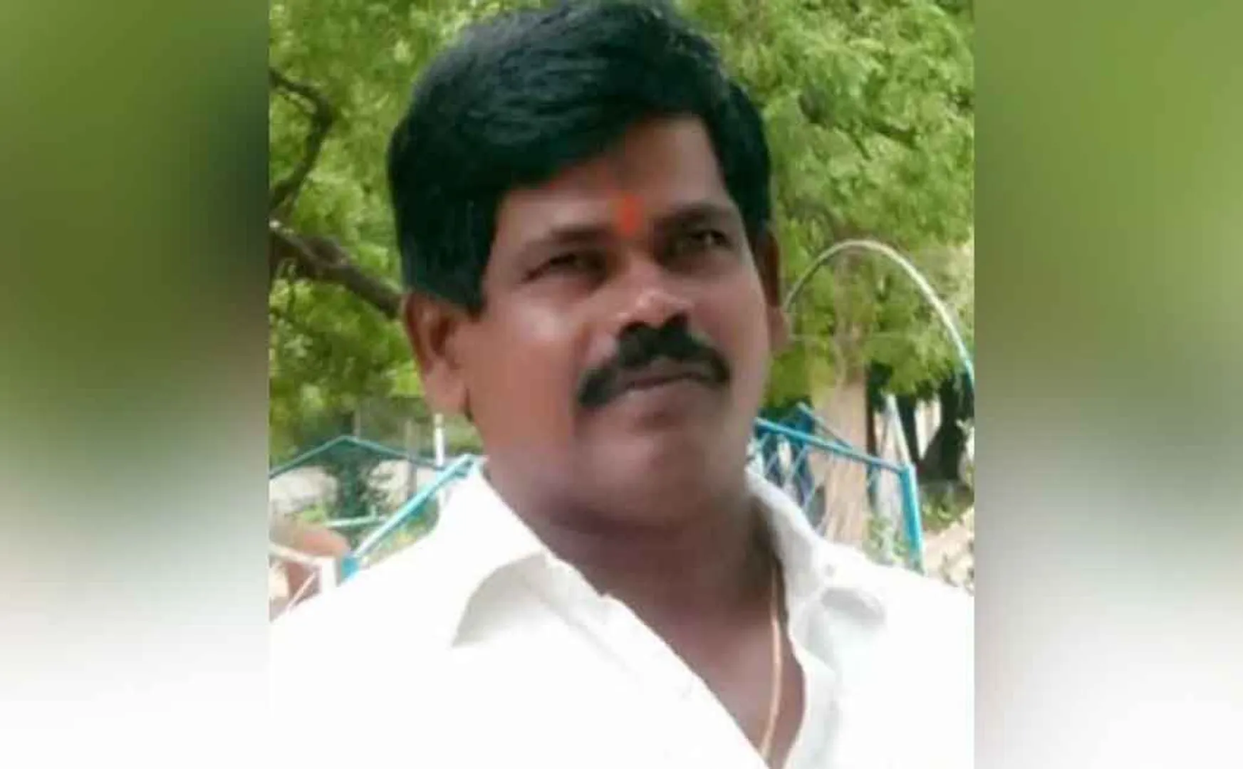 Mysterious people who beat Rowdy by calling him to speak