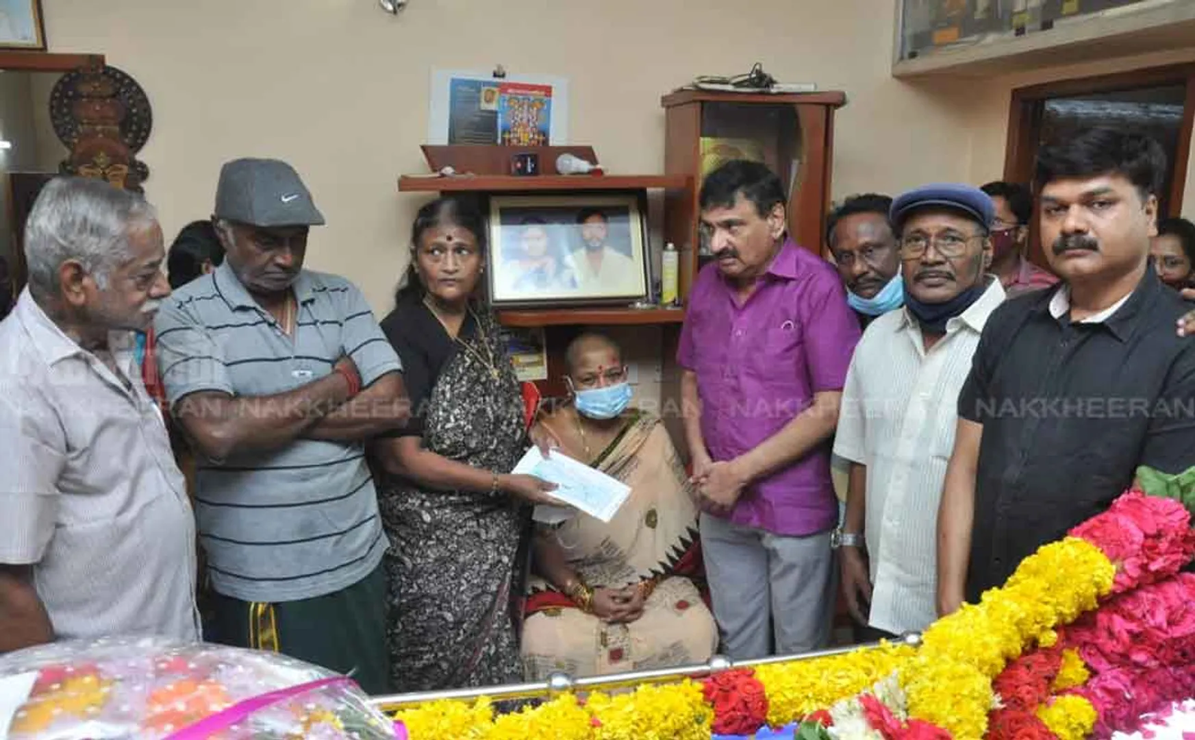 Writers' Association issues cheque piraisudan to family