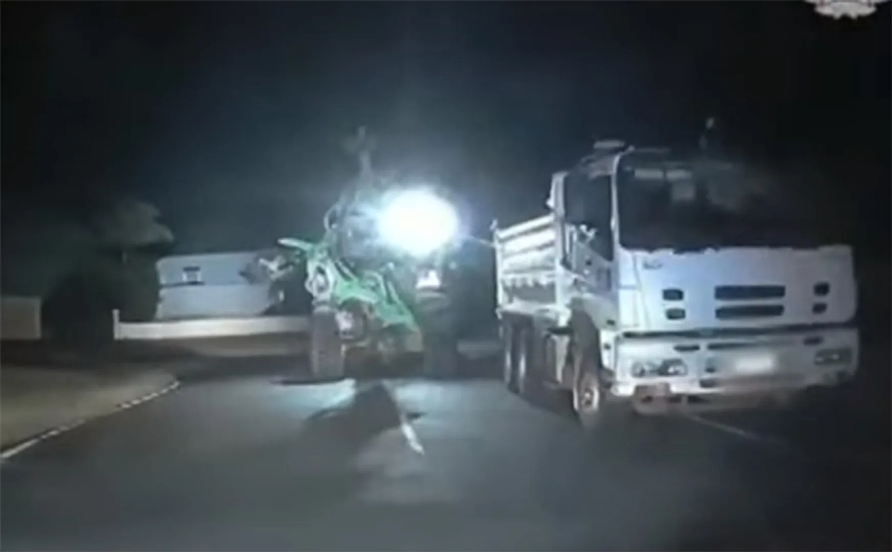 Two wheeler theft using bulldozer!