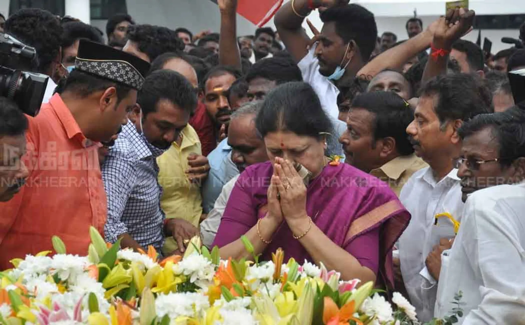 sasikala in Marina Beach