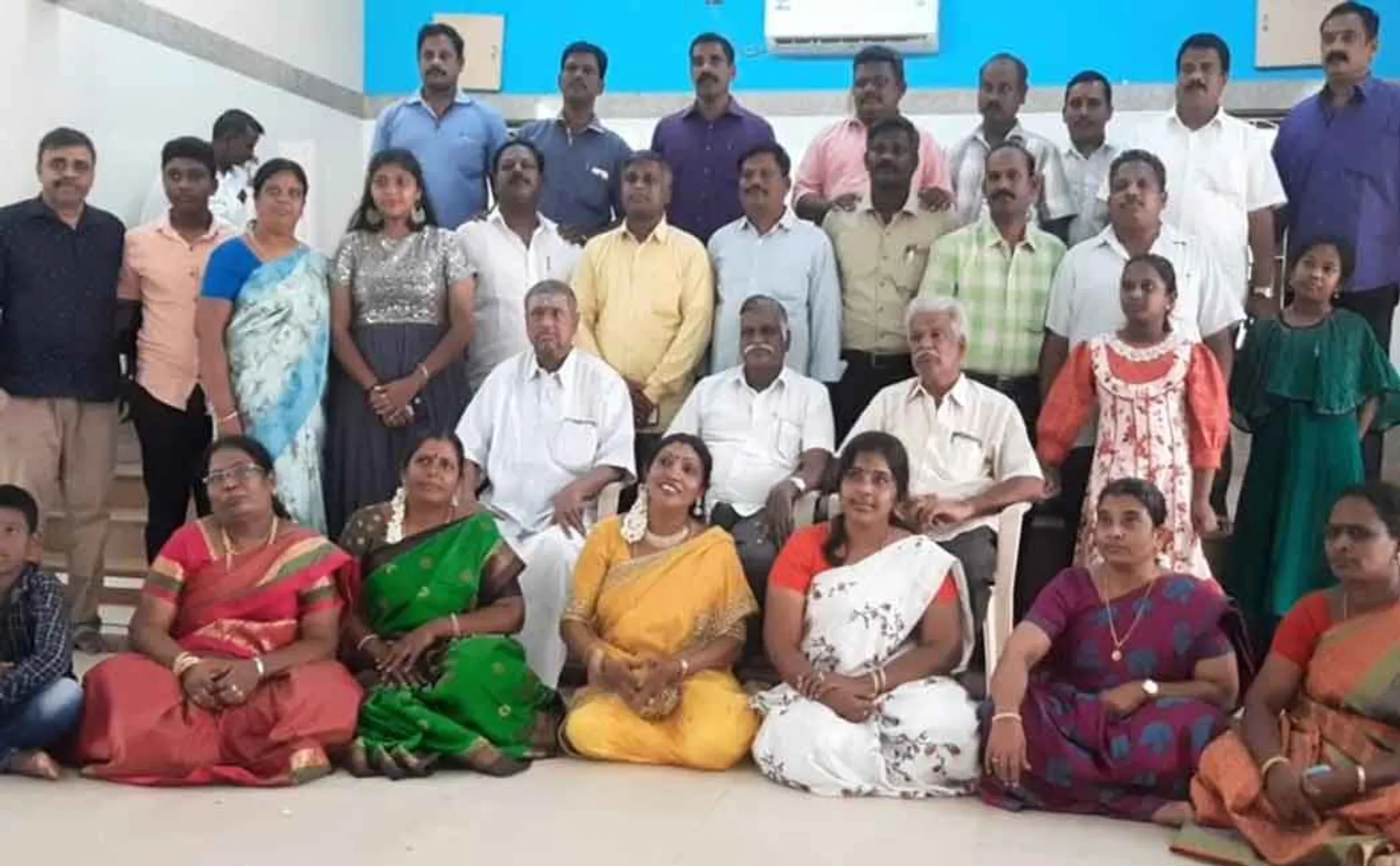 12th grade students get together after 28 years