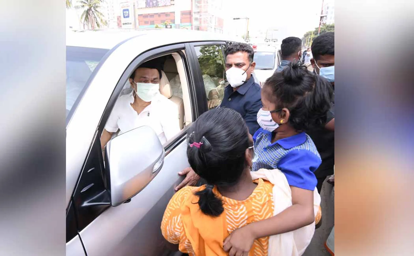 Chief Minister MK Stalin talking to the girl!