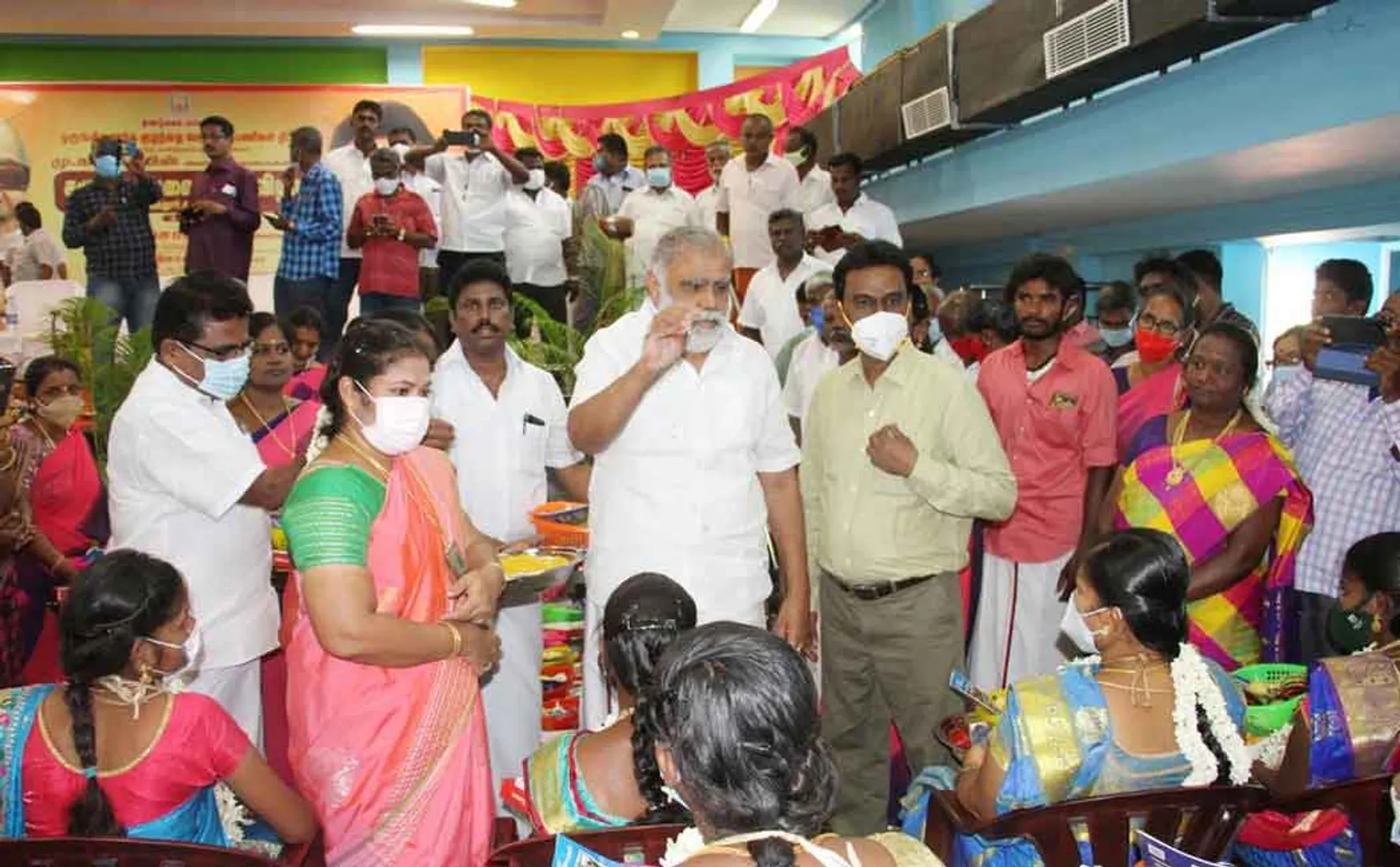 "All the schemes brought by the Chief Minister of Tamil Nadu are welfare schemes for women!" - Minister I. Periyasamy