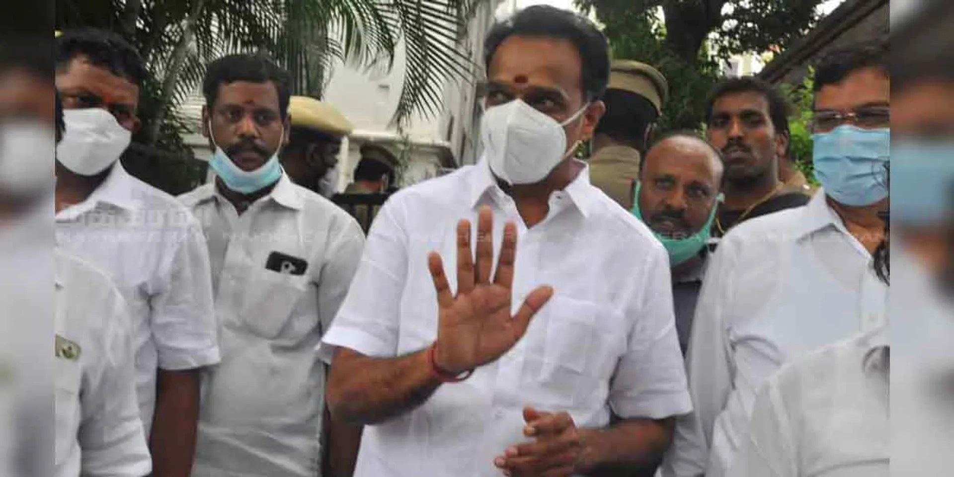  Anti-bribery police probe MR Vijayabaskar!