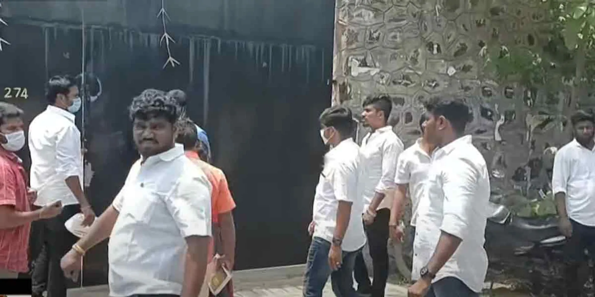 Vijay makkal iyakam gathered in Panayur!