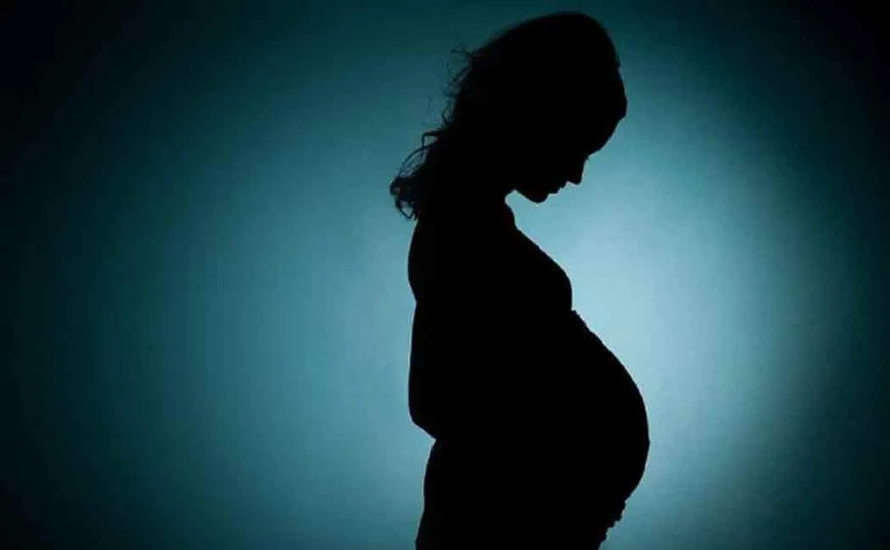 17 year old girl self delivered a baby by watching youtube videos