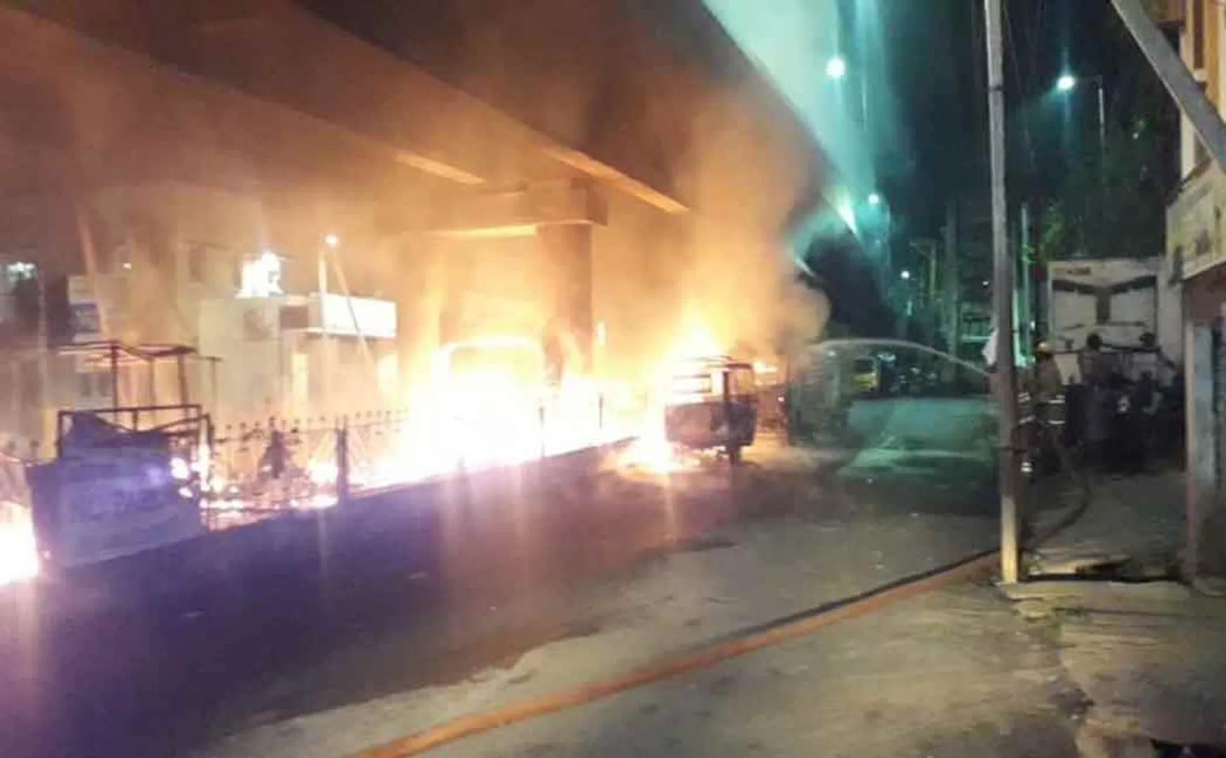 Auto gets fire Police in investigation
